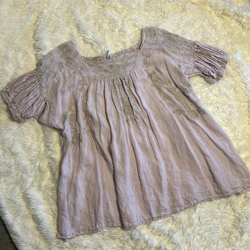 Magnolia Pearl Linen Lilac Embroidered Blouse